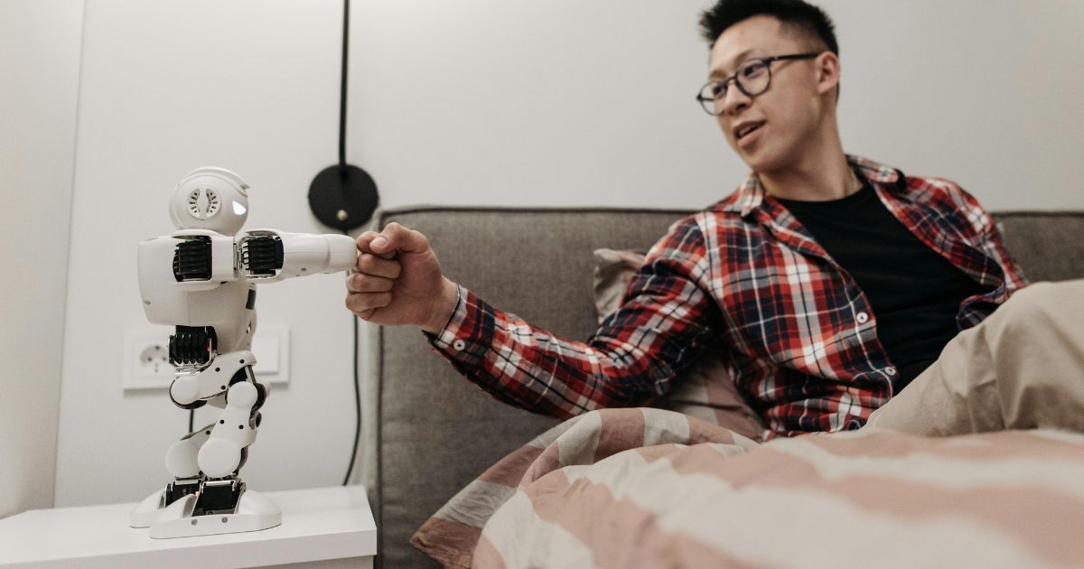 How abandoning your friends can be better for your mental health